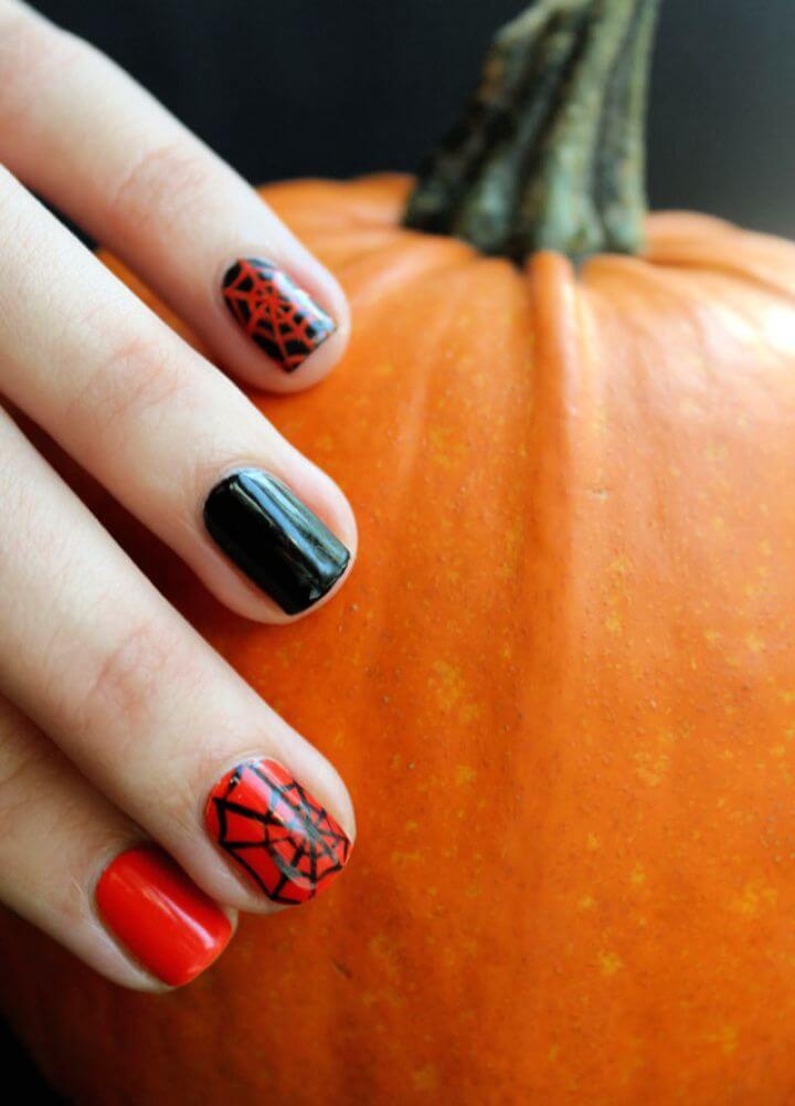 Halloween Spider Web Nail Art