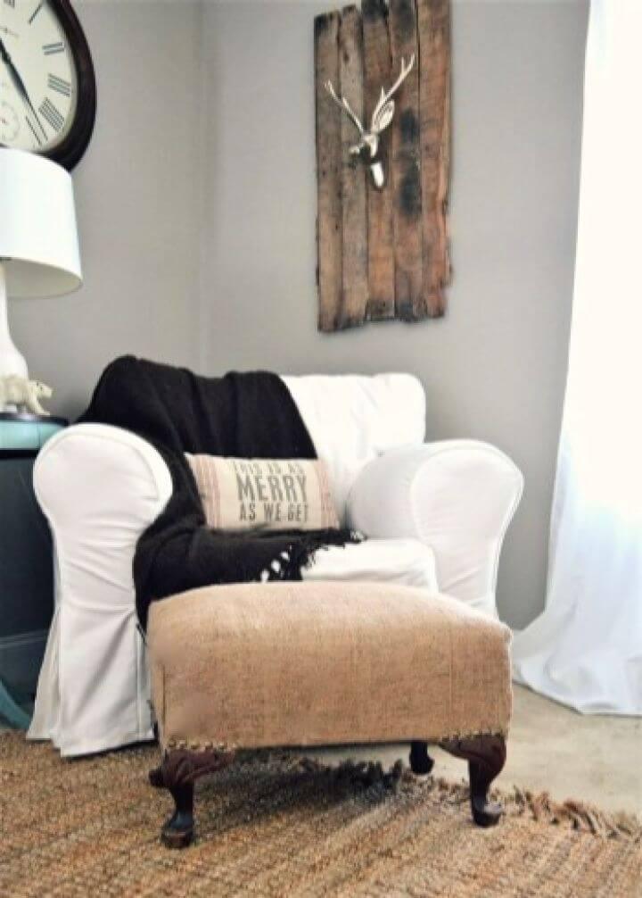 How To Make Your Own DIY Burlap Ottoman
