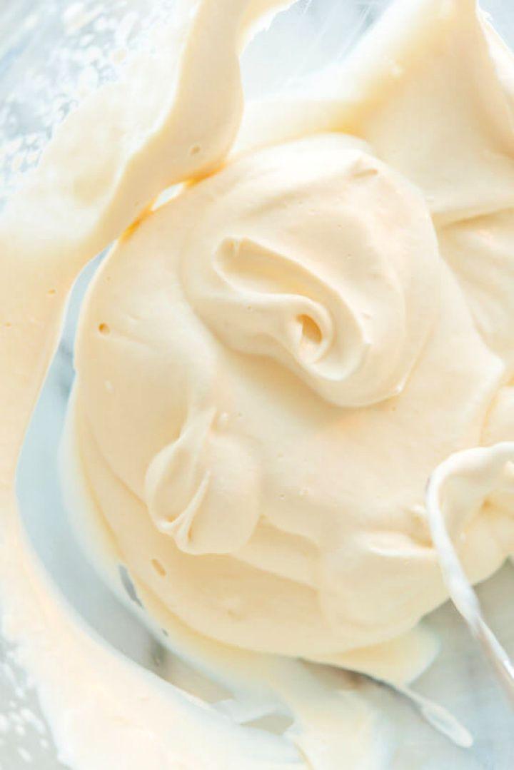 How to Make Whipped Cream from Scratch