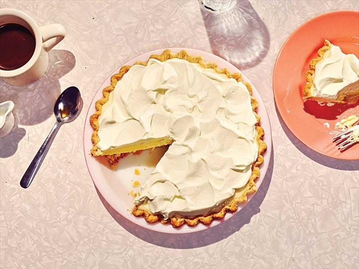 Lemon Chiffon Pie