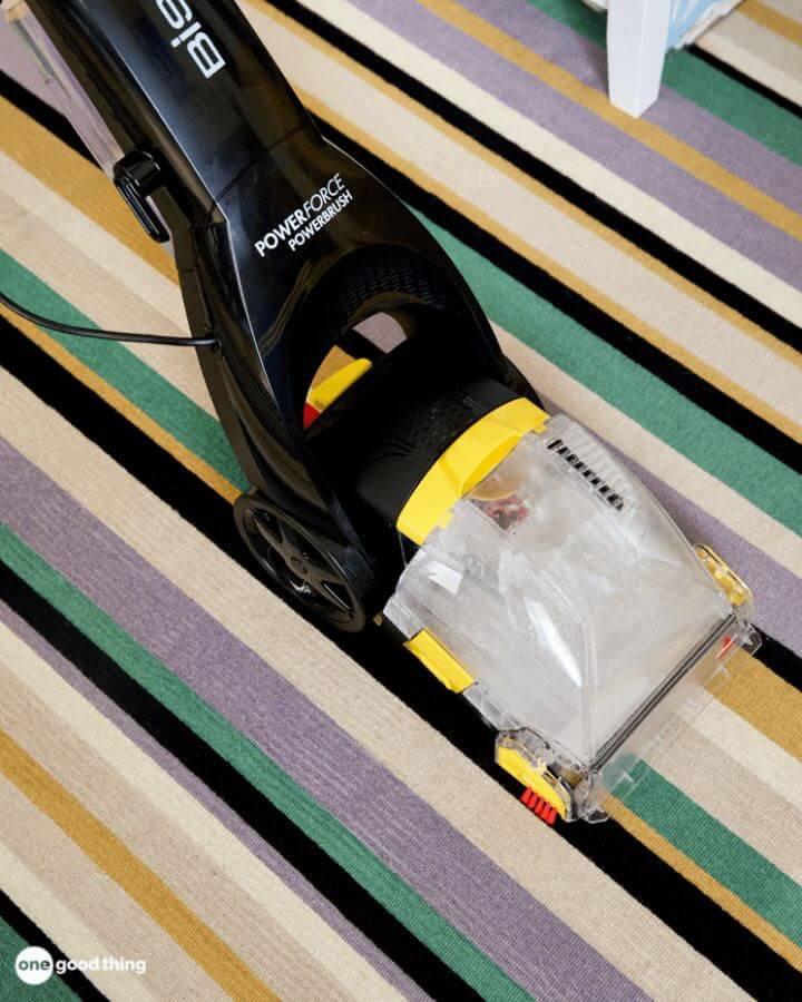 Make This Easy Carpet Cleaner Solution For Cheap