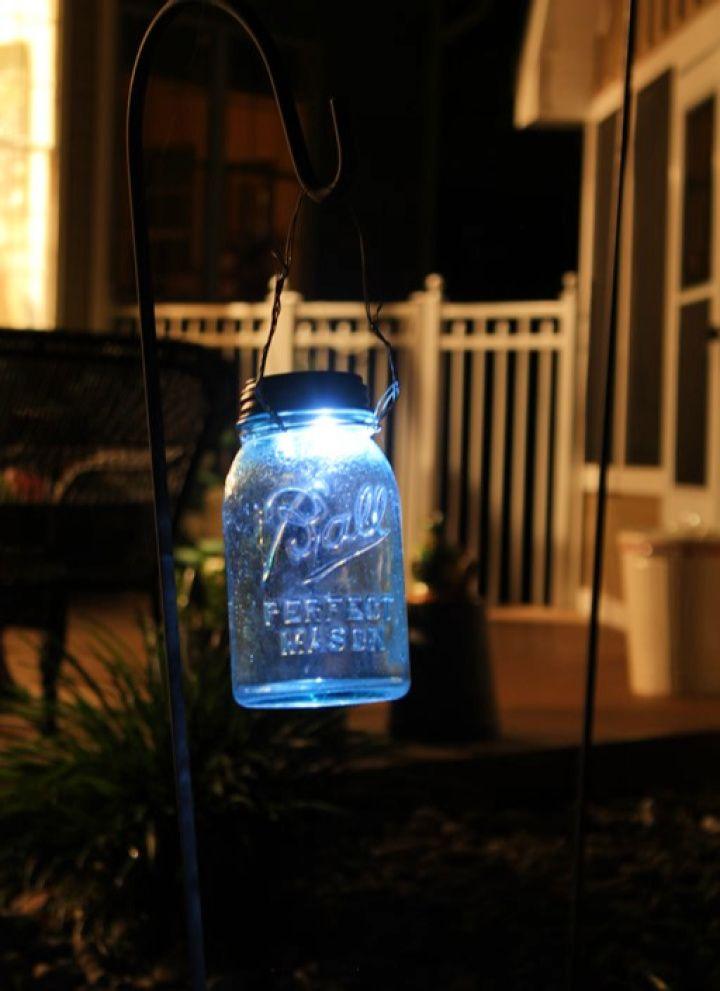 Make Your Own DIY Mason Jar Solar Light