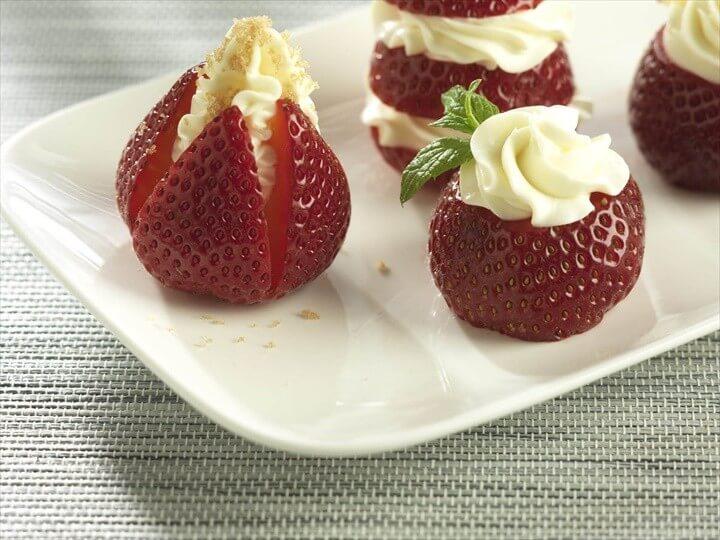 Strawberries with Mascarpone Whipped Cream