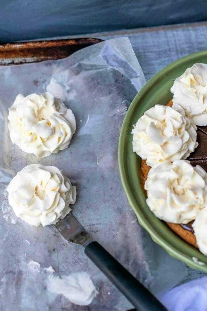 Sturdy Whipped Cream Frosting