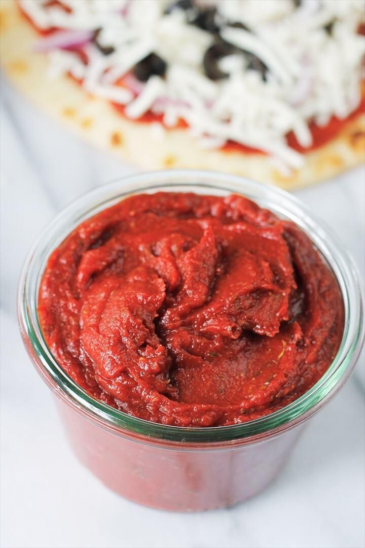 Easy 5 Minute Pizza Sauce Filled Flavor