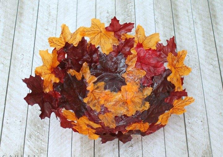 Decorative Leaf Bowl For Fall DIY, diy home decor projects, diy home decor crafts, diy home decor pinterest, modern diy home decor, diy home decor ideas living room, diy home decor online, diy hacks home decor, diy ideas for the home, Easy Paper Crafts, Easy Diy Crafts, Diy Paper, Fun Crafts, Decorative Paper Crafts, Amazing Crafts, Craft Projects For Adults, Crafts For Teens To Make, Art Projects, Beauty & Health, Crafts,Decor, DIY Fashion, DIY Ideas And Crafts For Women, DIY Project Ideas For Men Gifts, Ideas By Project Type Kids, Lighting, Mason Jar Ideas, Project Ideas Sewing, Uncategorized, Upcycled And Repurposed Crafts, diy crafts tutorials, diy crafts for home decor, diy crafts youtube, diy crafts to sell, diy crafts with paper, diy crafts for girls, easy diy crafts, diy crafts for kids, diy craft ideas for home decor, craft ideas for adults, craft ideas with paper, craft ideas to sell, craft ideas for the home, craft ideas for children, diy crafts with paper, craft ideas for kids, diy craft, diy craft christmas, diy craft table, halloween diy craft, diy craft for adults, diytomake.com