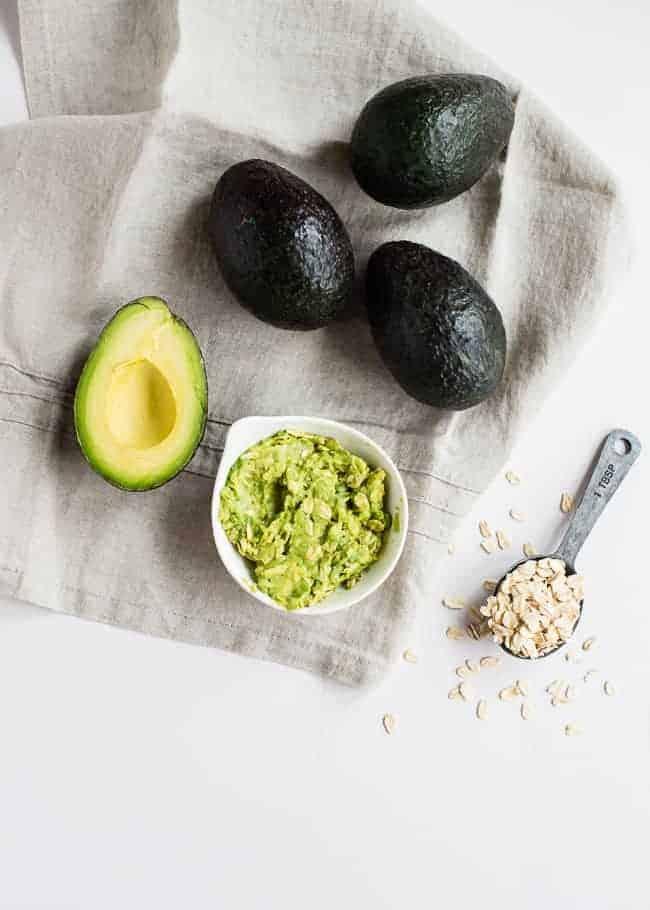 4 DIY Avocado Beauty Recipes