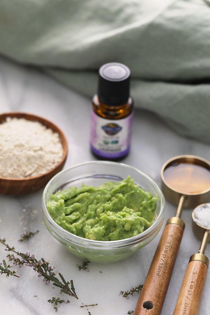 DIY Oatmeal Avocado Face Mask 2