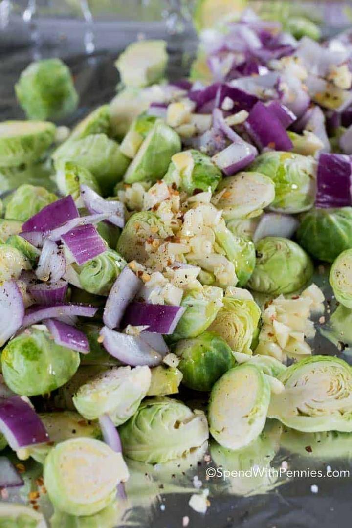 Garlic Roasted Brussels Sprouts with Bacon 1