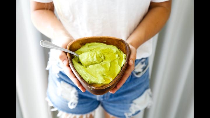 Homemade Avocado Banana Face Mask