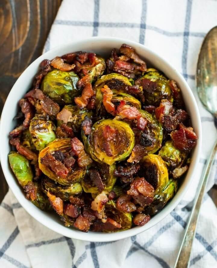 Maple Bacon Brussels Sprouts Easy and DELICIOUS