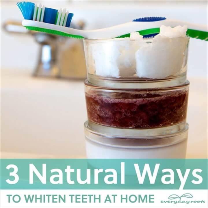 3 Natural Ways to Whiten Teeth at Home