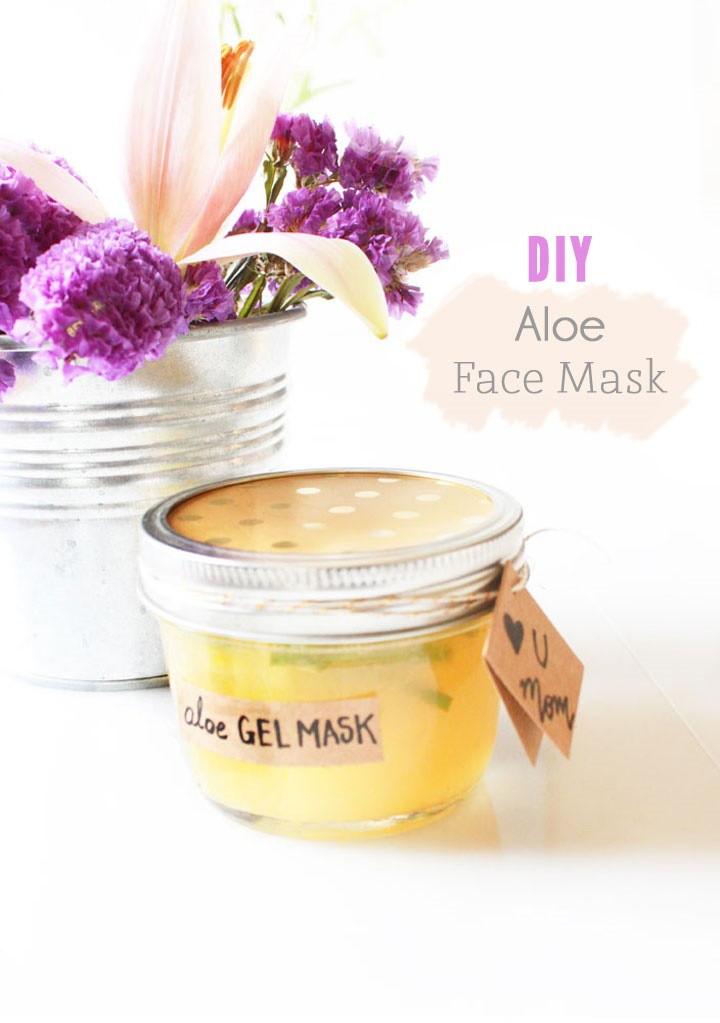 DIY Aloe Vera Face Mask