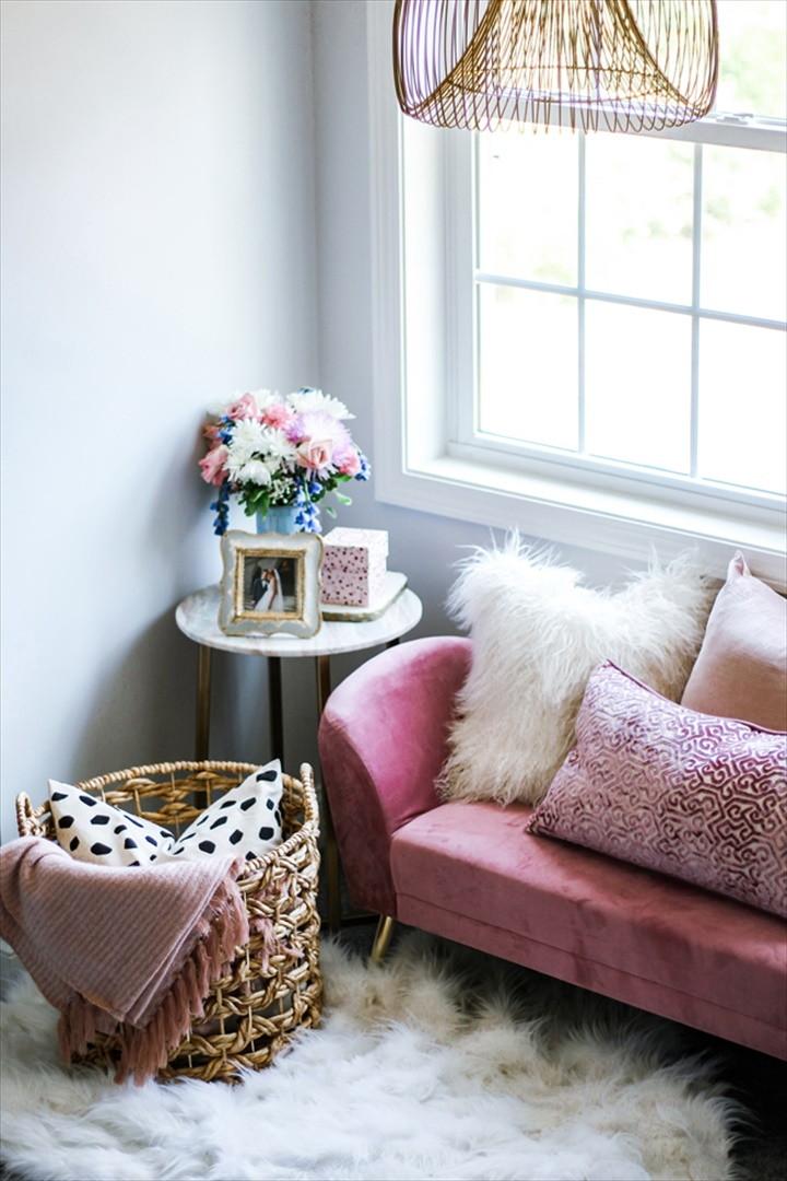 How to Style a Cozy Bedroom Nook