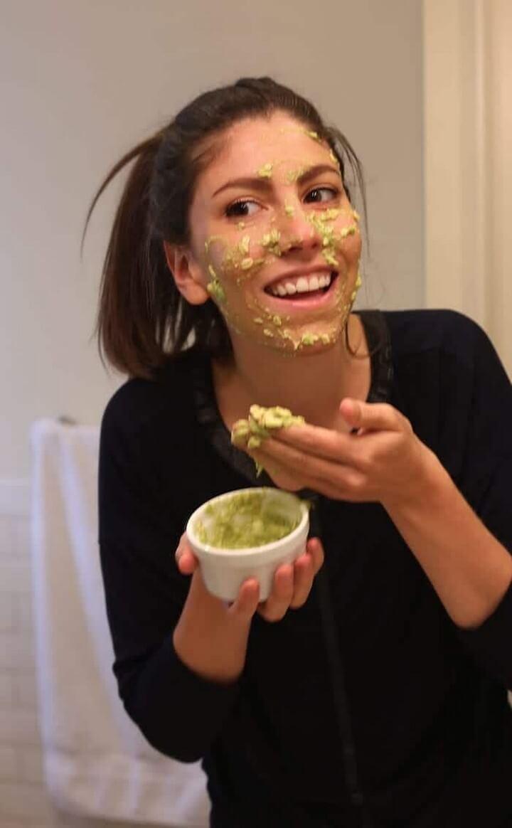 Hydrating Avocado Face Mask