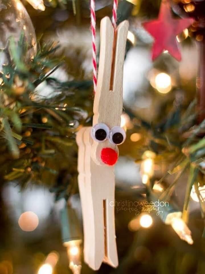 Clothespin Rudolph DIY