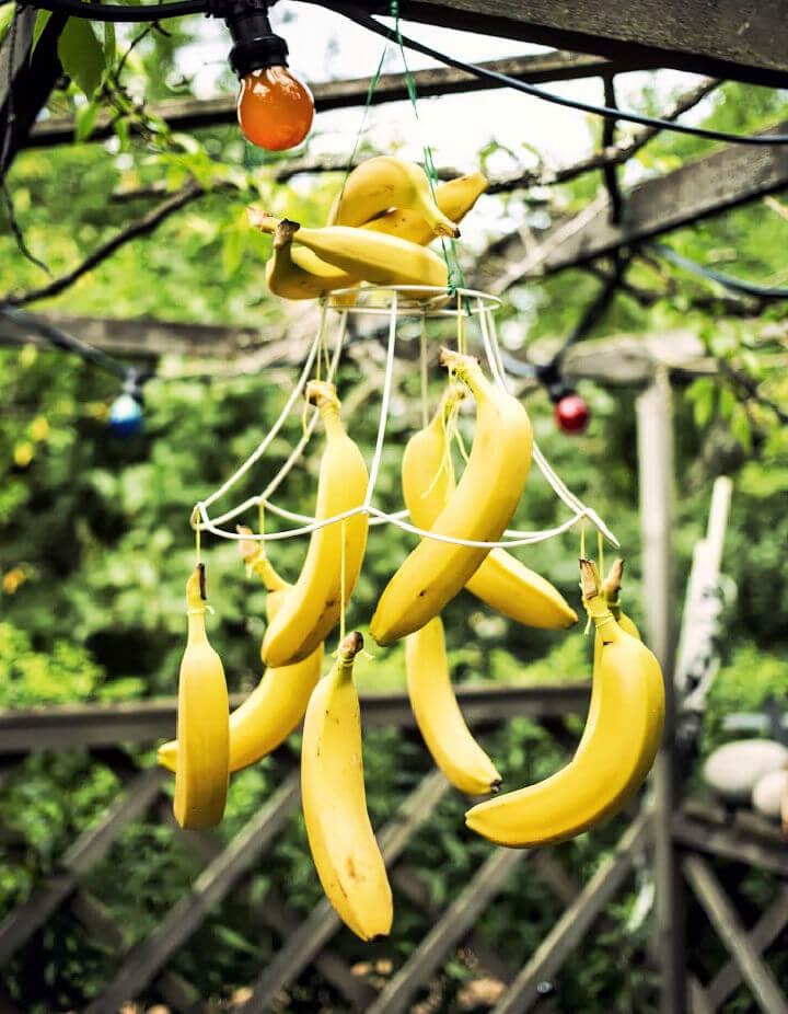 How to Make a Banana Chandelier