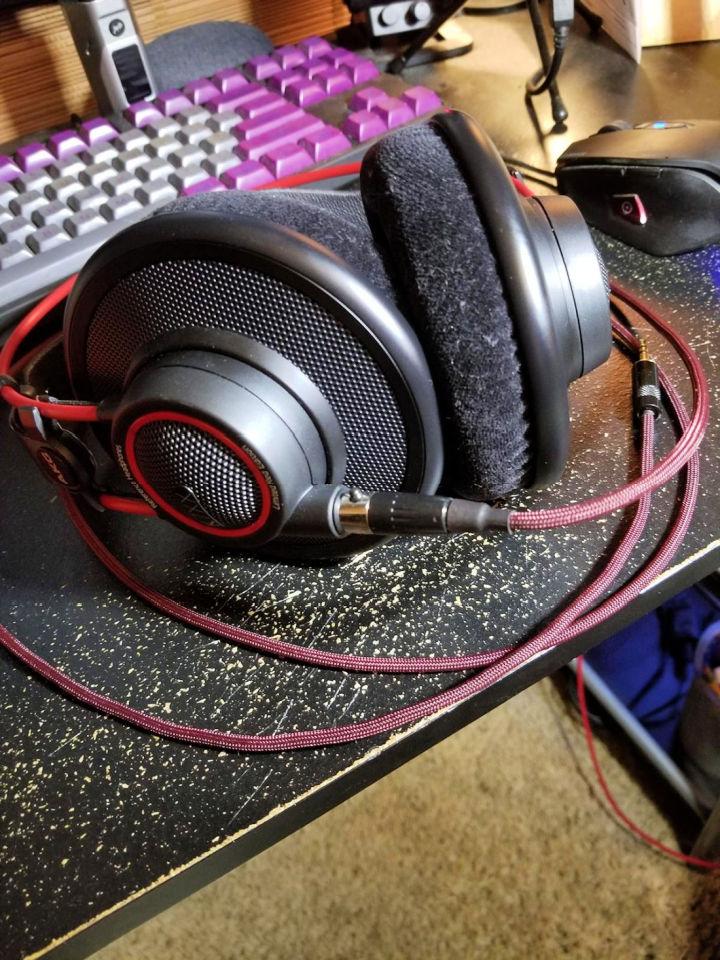 Paracord Headphone Cables