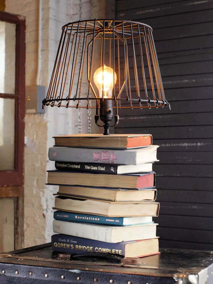 Stacked Books Table Lamp