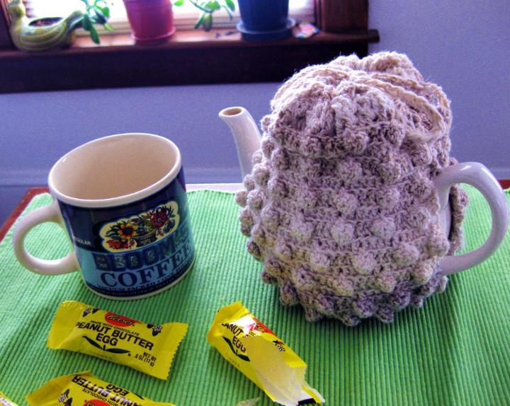 Crochet Fox Glove Tea Cozy