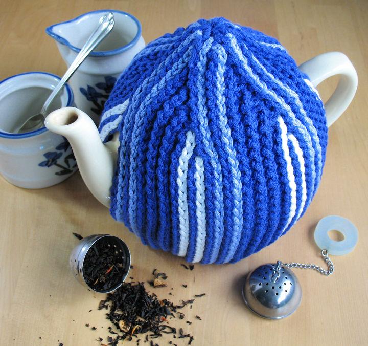 Crochet Vicars Tea Cozy