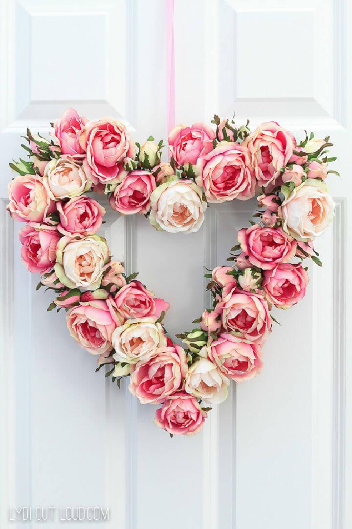 Floral Valentines Day Heart Wreath