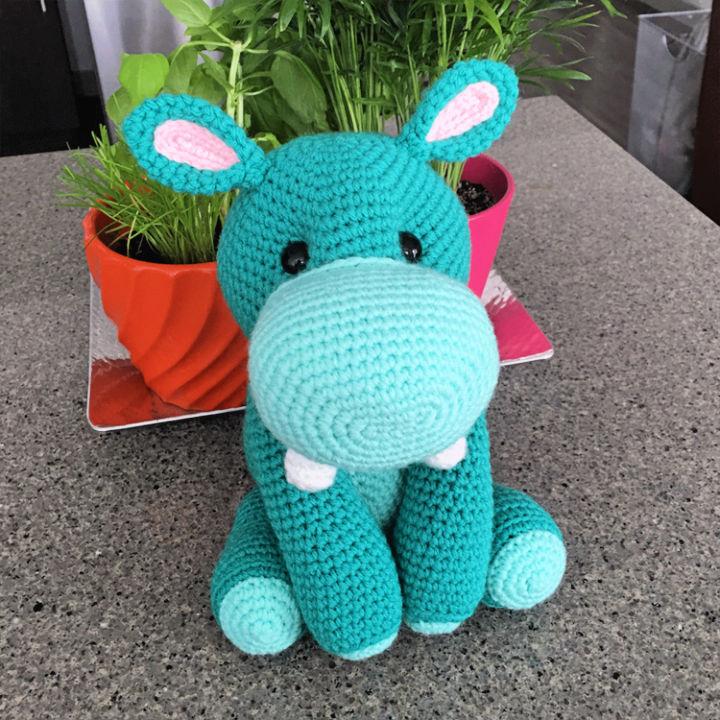 Harriet the Hippo Crochet Pattern