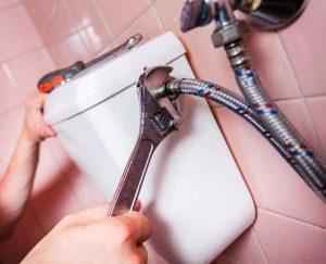 How to Repair a Leaky Toilet by Yourself - DIY to Make