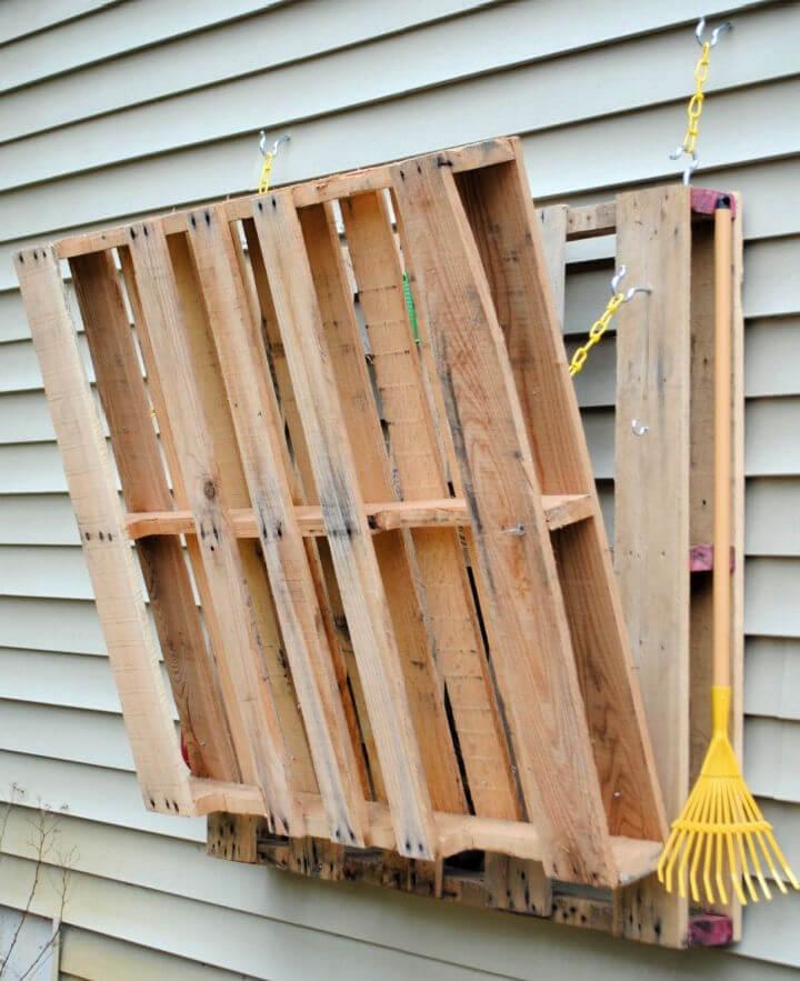 Pallet Gardening Table