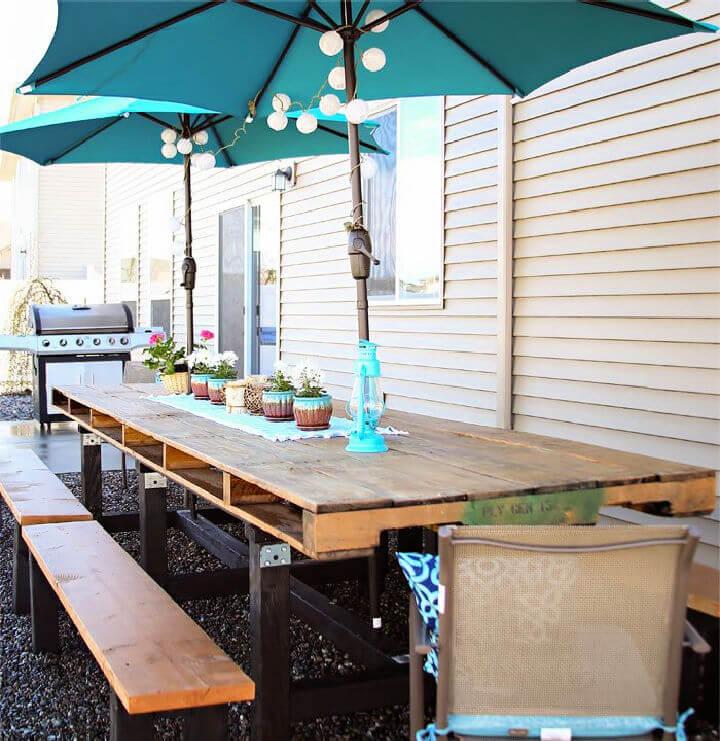 Pallet Outdoor Dining Table