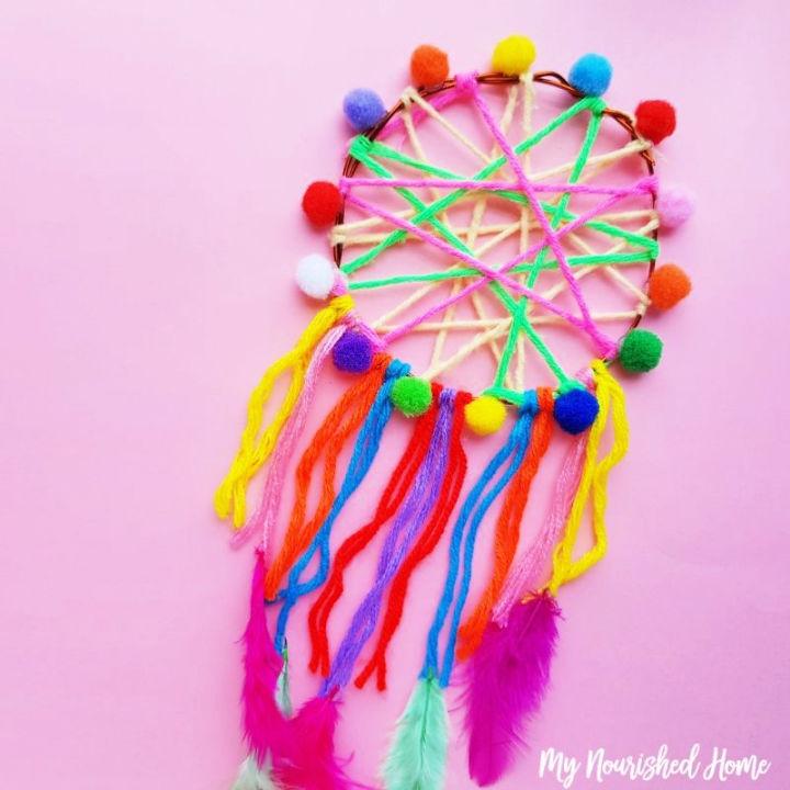 Yarn Dreamcatcher Craft for Kids