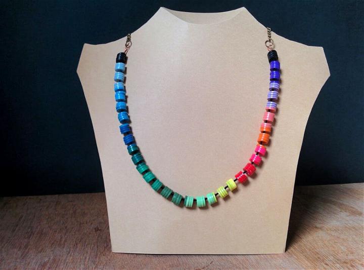 DIY Rainbow Necklace