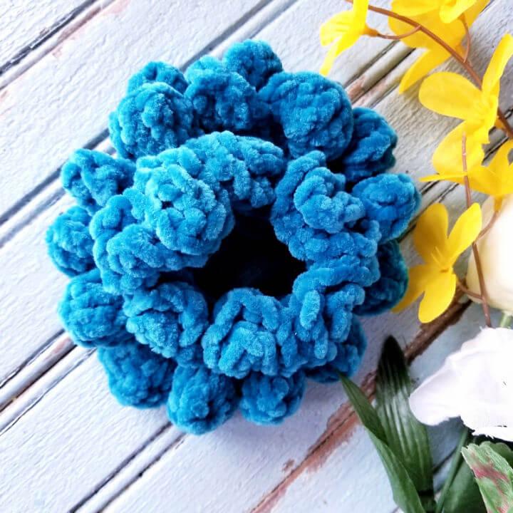 Double Blooms Crochet Scrunchie
