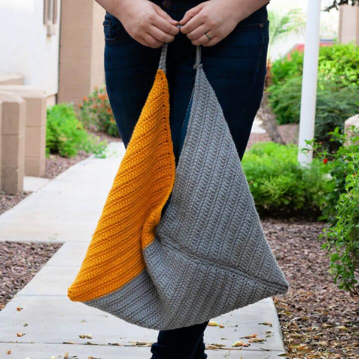 Easy Trifold Crochet Bag Pattern