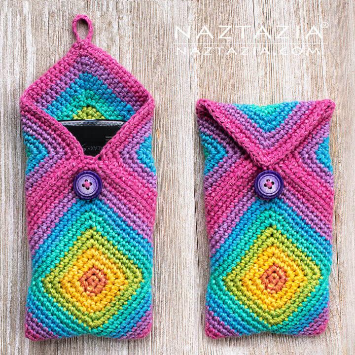 How to Crochet Chromatic Phone Case