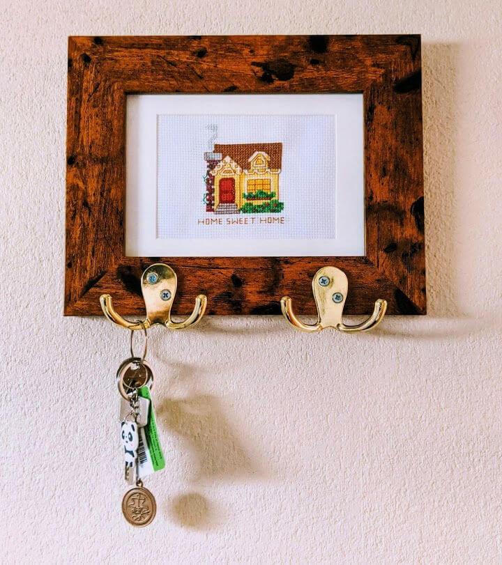 Key Holder Using Picture Frame