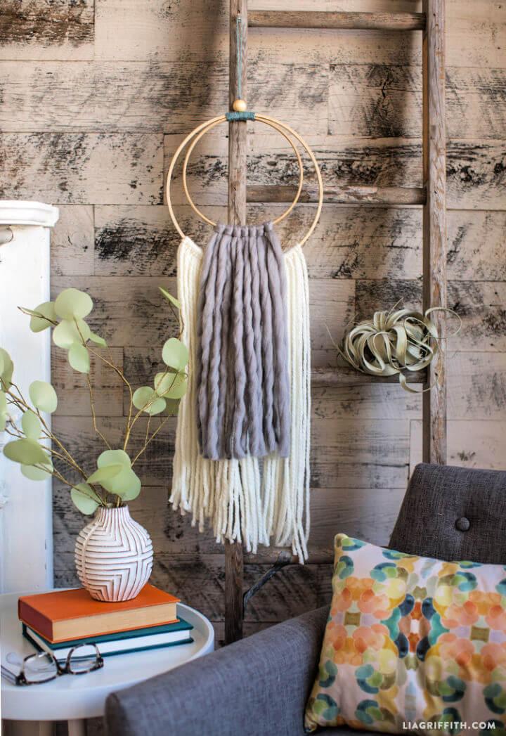 Make a Yarn Wall Hanging