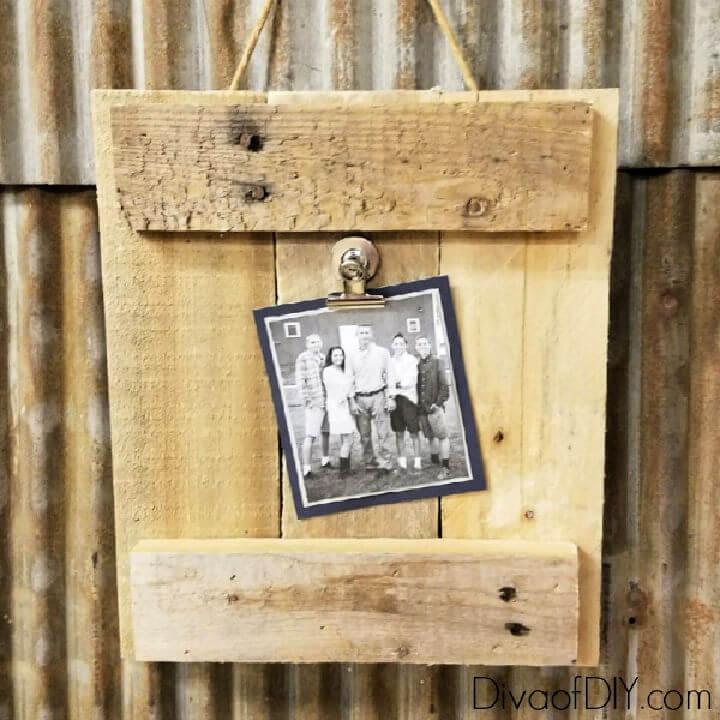 Picture Frame from Pallet Wood