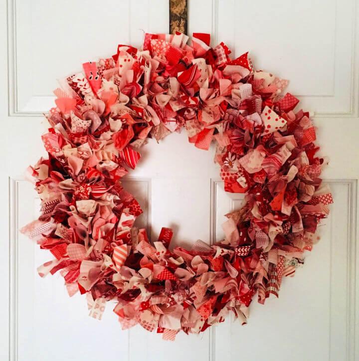 Valentines Day Wreath From Fabric Scraps