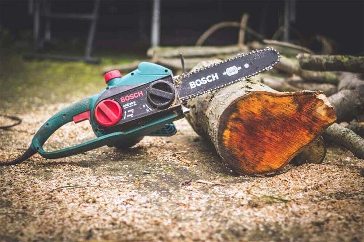 Looking To Buy A Chainsaw Heres How To Pick A Good Quality One
