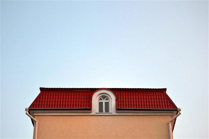 Repair a Leaking Roof on Your Own