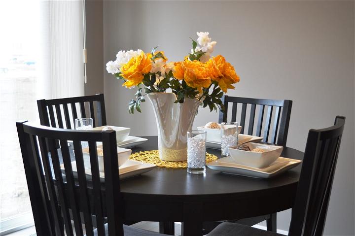 7 Ideas For A Tastefully Decorated Dining Room